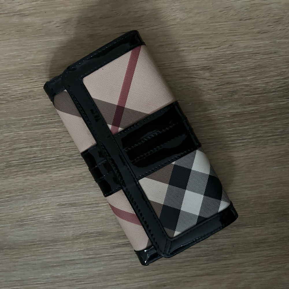 Burberry Patent Leather Trim Nova Plaid Long Wallet